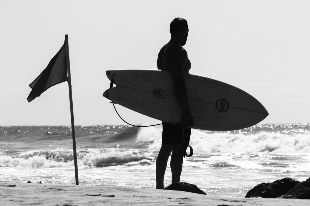 Live the Surfer Lifestyle 