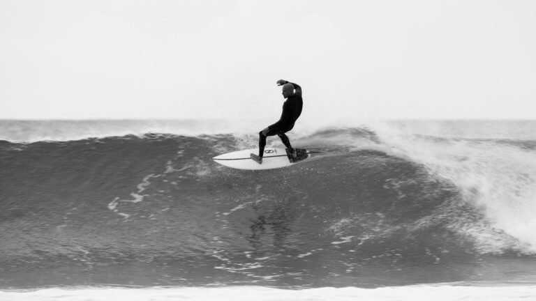 how to generate speed in surfing