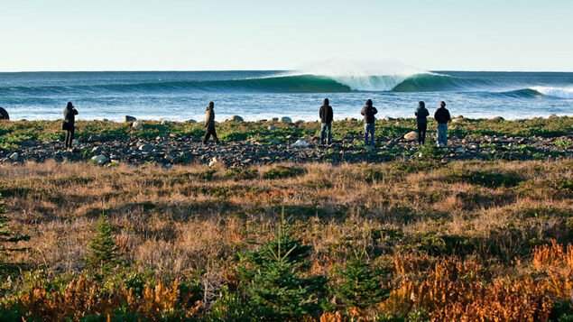 How to Catch More Waves Surfing
